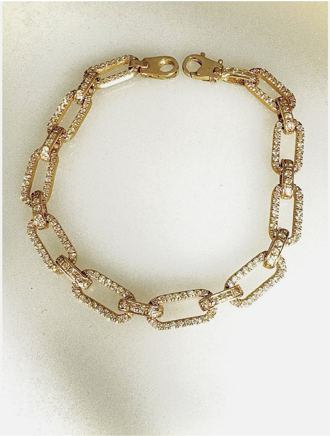 14k Gold Bracelet, Oval Link Filled With Diamonds.