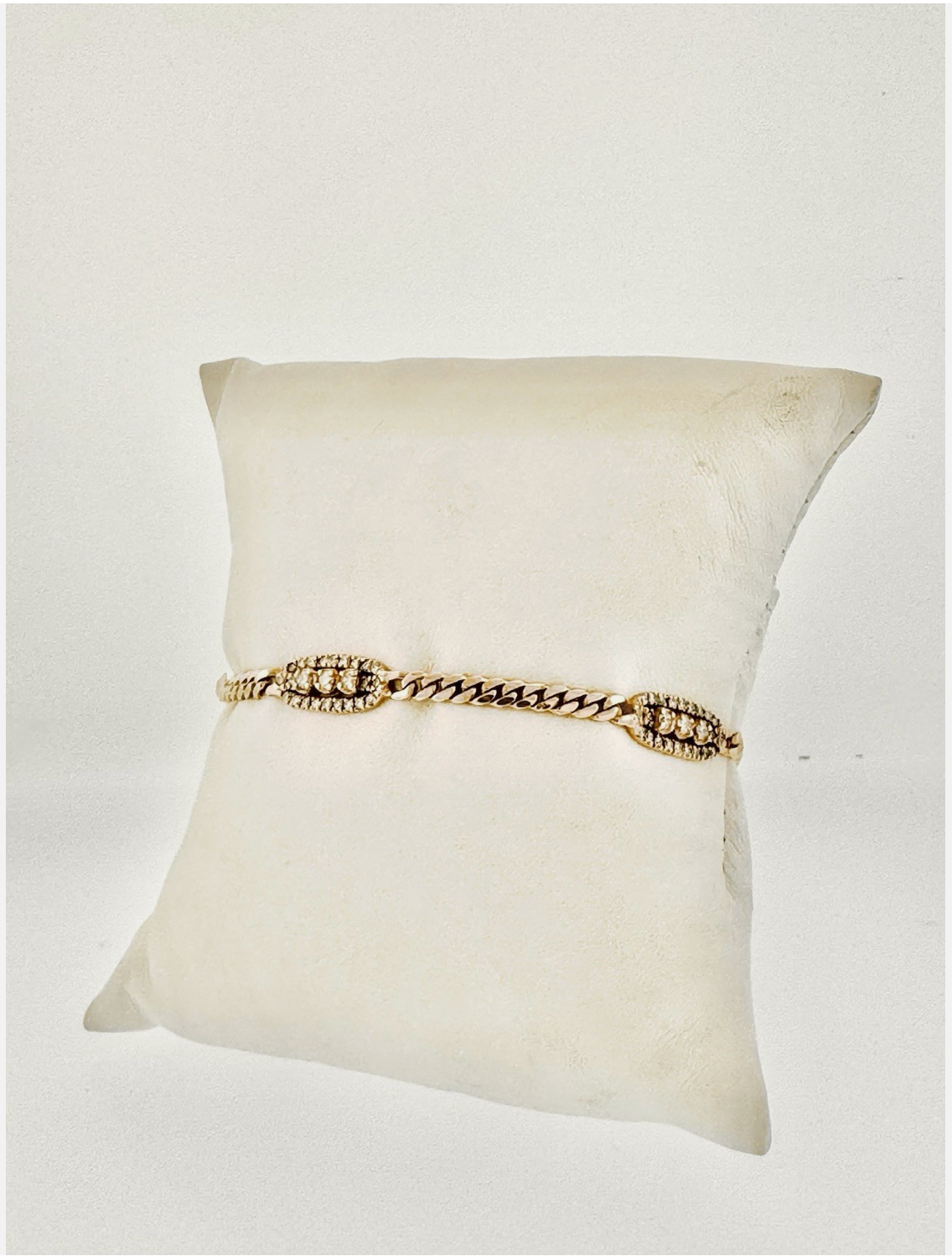 14K Y Gold Bracelet -Diamond Cut Chain And, Oval Links Filled With Diamonds