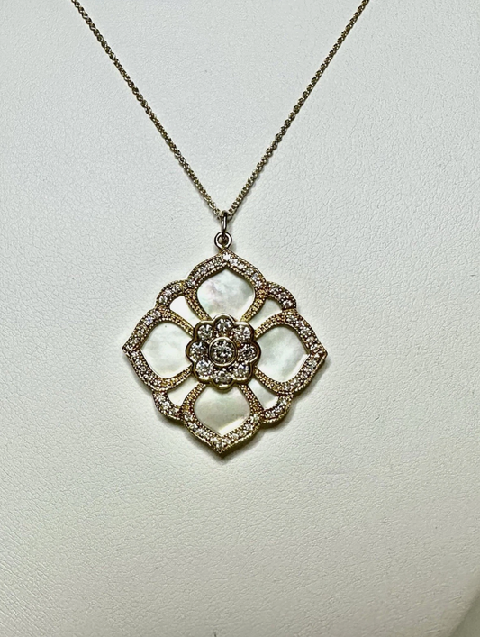 Pendant Flower Shaped–Mother of Pearl, .75Crd Diamonds